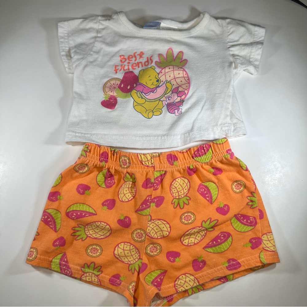 Y2K Winnie the Pooh outfit
